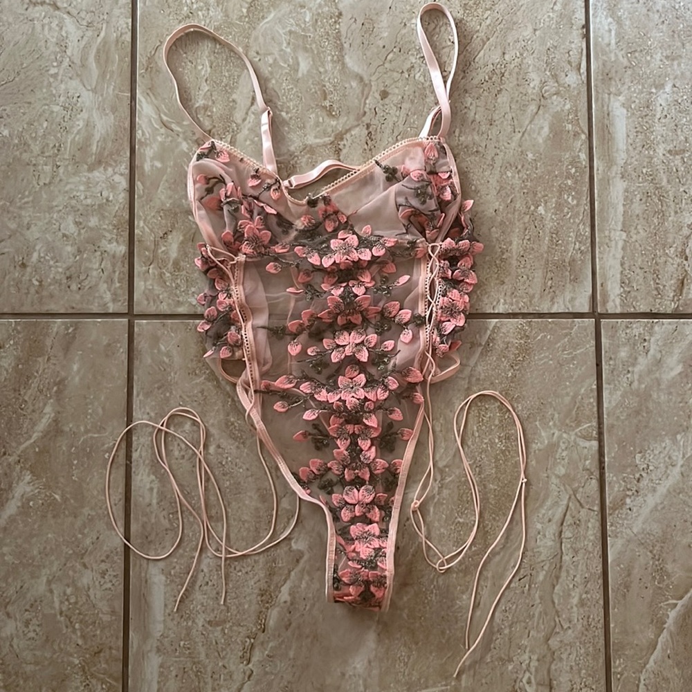 Pink flower lingerie